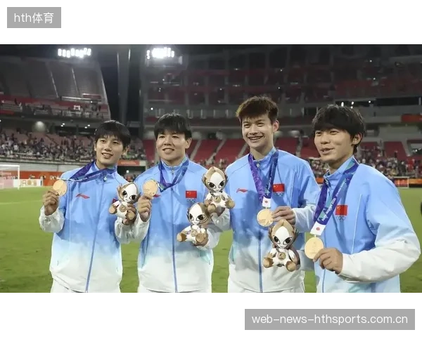 U23亚运夺铜，三十七岁吴曦“自己起名”U23老将——如何在职业生涯中“答应自己”